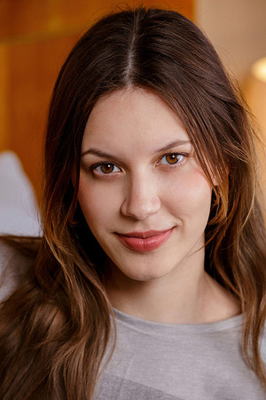 Gorgeous Brunette Giselle - 01