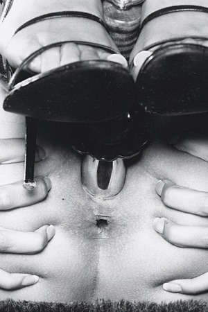 Tera Patrick - Big Tits And Metal Dildo In Black And White - Photo 06