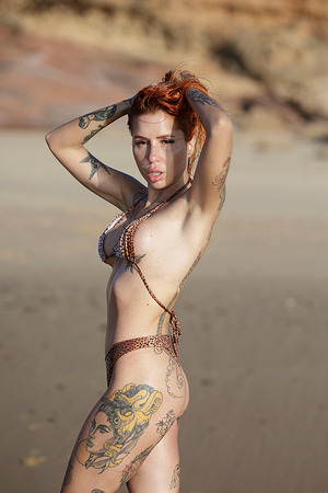 Ana Almeida - Photo 02