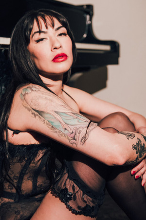 Sabina Magic Tattooed Brunette In Angel Wings By A Grand Piano - Photo 11