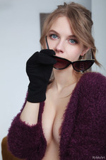 Fainya Hot Tits And Pussy - 02