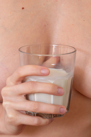 Annie Anne Pours Milk Over Bare Tits In The Kitchen - Photo 18