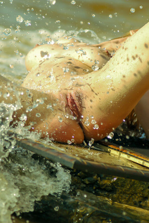 Katherine C Stunning18 Put Me In A Frame Nude Art On The Beach - Photo 09