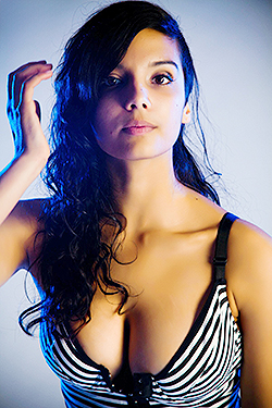 Indian Babe Shanaya Top And Thong
