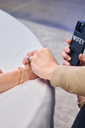 Amiee Cambridge Petite Brunette Hotwife Takes BBC While Husband Films - Photo 14